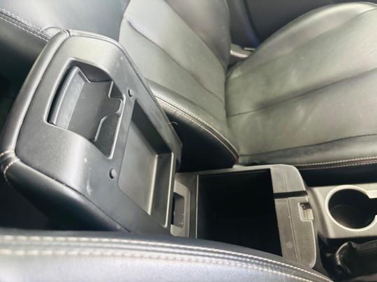 Mitsubishi L200 Photo at-e058ccb90f6d46218468326c12189c5e.jpg
