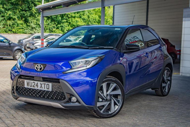 Used Toyota Aygo X WU24XTO 8