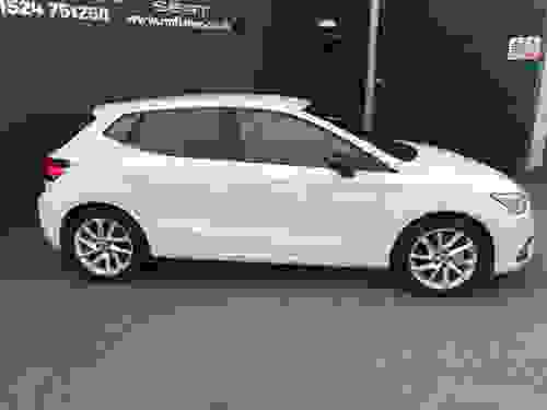 SEAT Ibiza Photo at-e094da32182248c58647e24a4050d4e1.jpg