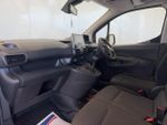 Peugeot PARTNER Photo 16