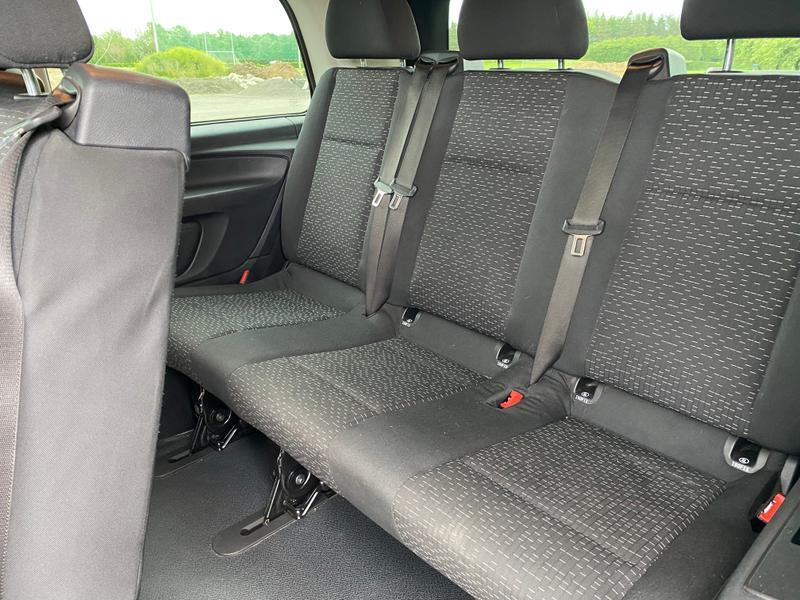 Mercedes-Benz Vito Photo at-e0bfbdf7281a4d7ba68897960ce3addf.jpg