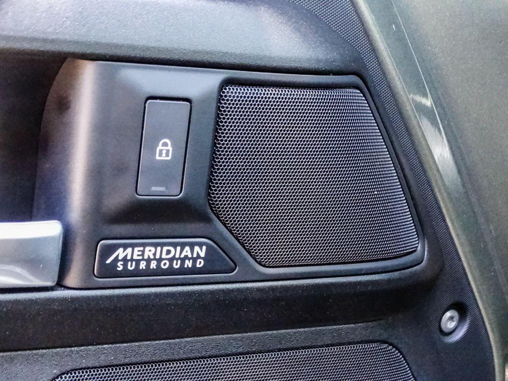 Used Land Rover Defender 110 GN74VAH 22