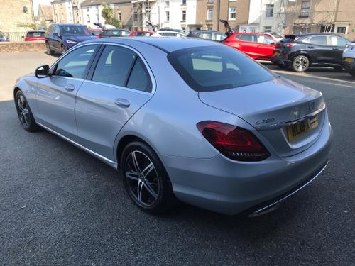 Mercedes-Benz C Class Photo at-e0ebb3bd208e4a059cc5fb779af53ff5.jpg
