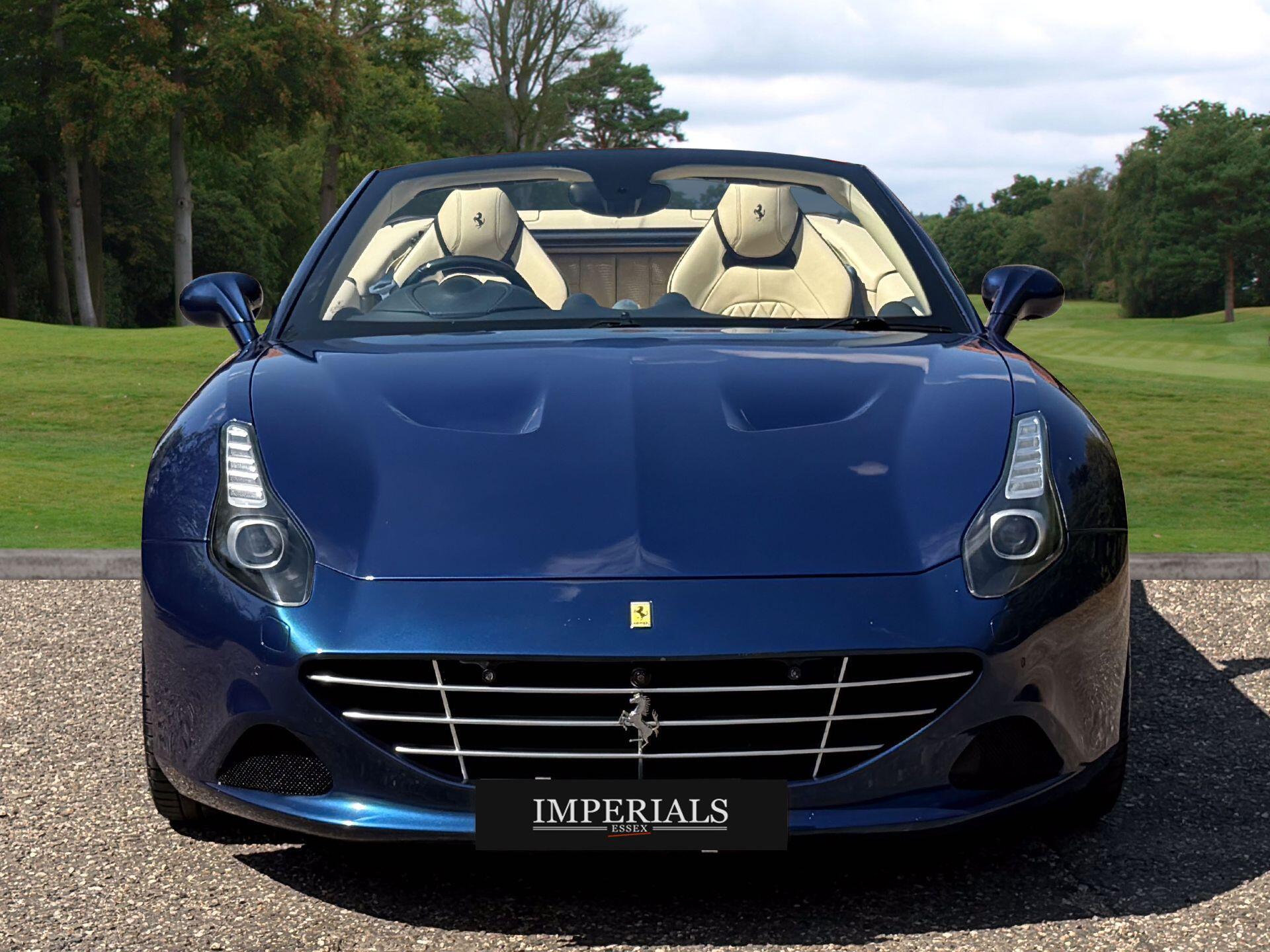 Ferrari California 3.8 V8 T Convertible 2dr Petrol F1 DCT Euro 6 (s/s) (560 ps) — photo 10