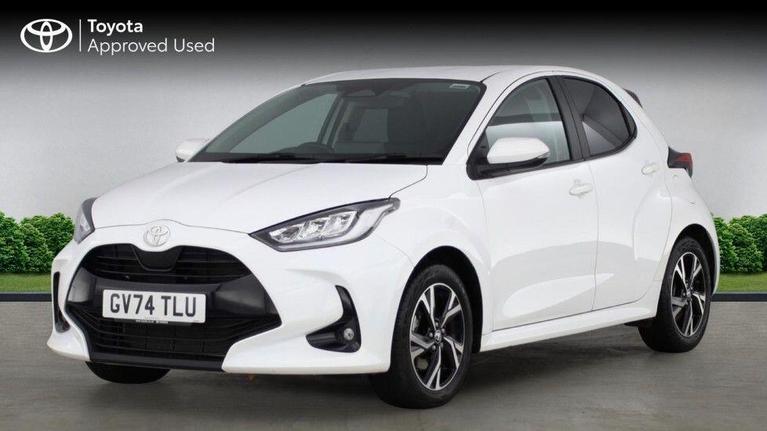 Used Toyota Yaris GV74TLU 8