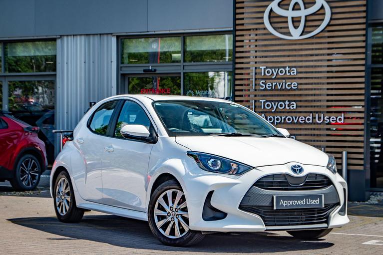 Used Toyota Yaris CP72VKN 1