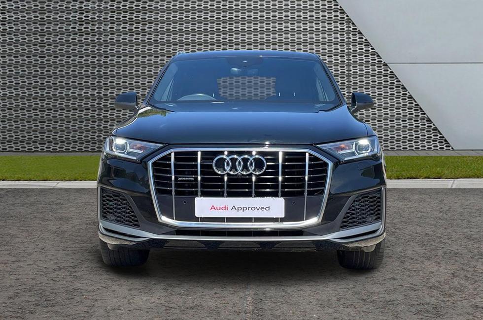 Audi Q7 Photo at-e12732571da14c6aa1c7e094dd312d8d.jpg