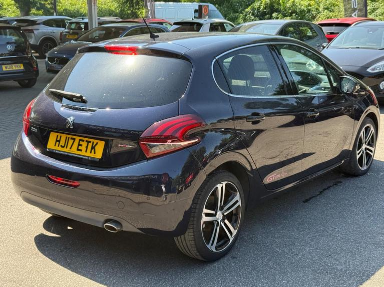 Used Peugeot 208 HJ17ETK 8