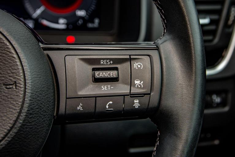 Used Nissan Qashqai BD24WGX 12