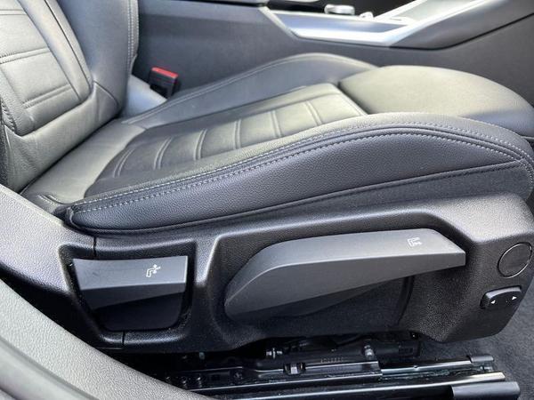 BMW 3 Series Photo at-e19d1ab614ea430c80e2626fe4ff2cd2.jpg