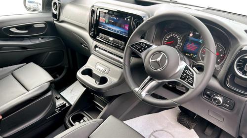 Mercedes-Benz Vito Photo at-e1ba0abeaa264a78b72ccf874b825c02.jpg