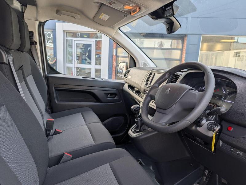 Used Peugeot Expert NV23YMW 14