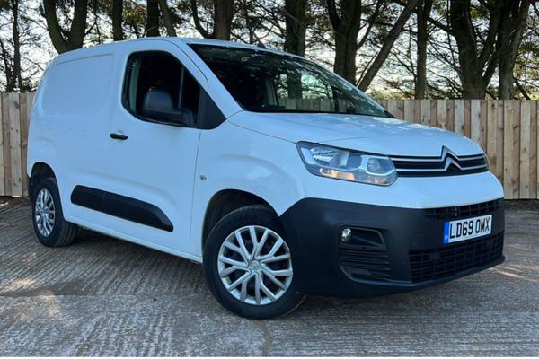Used ~ CITROEN BERLINGO ~ £14,995 20,793 miles White | Otter Vale Motors