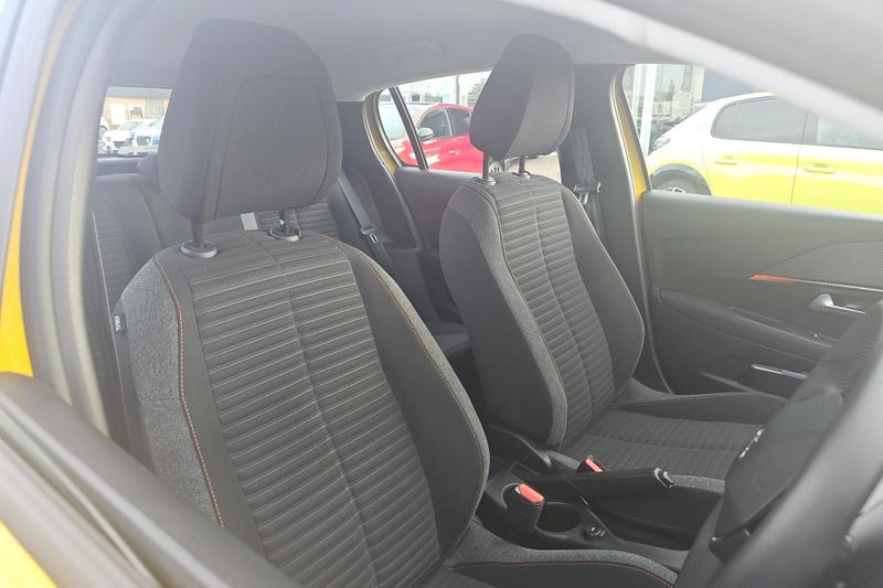 Used Peugeot 208 NV22HSX 30