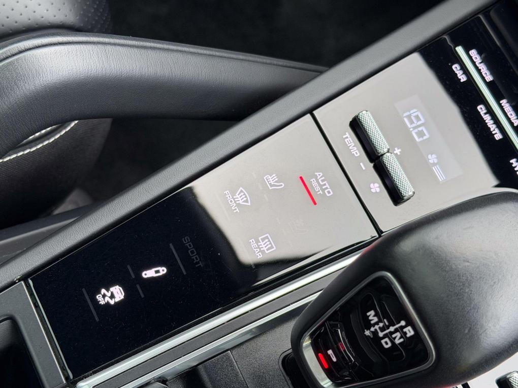 Used Porsche Cayenne P100CYN 36
