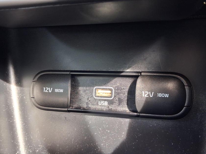 Kia Sportage Photo at-e244d372dc8c45b3ae6222fc53e7a4ee.jpg