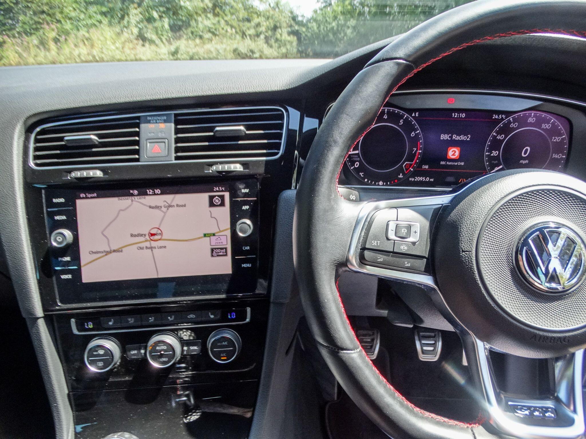 Volkswagen Golf 2.0 TSI GTI Performance Euro 6 (s/s) 5dr — photo 8