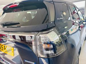 Suzuki S-Cross Photo 21