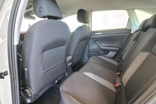 Volkswagen TAIGO Photo at-e2981d68e2004df1adfc6888ef715436.jpg