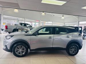 Peugeot 2008 Photo 3