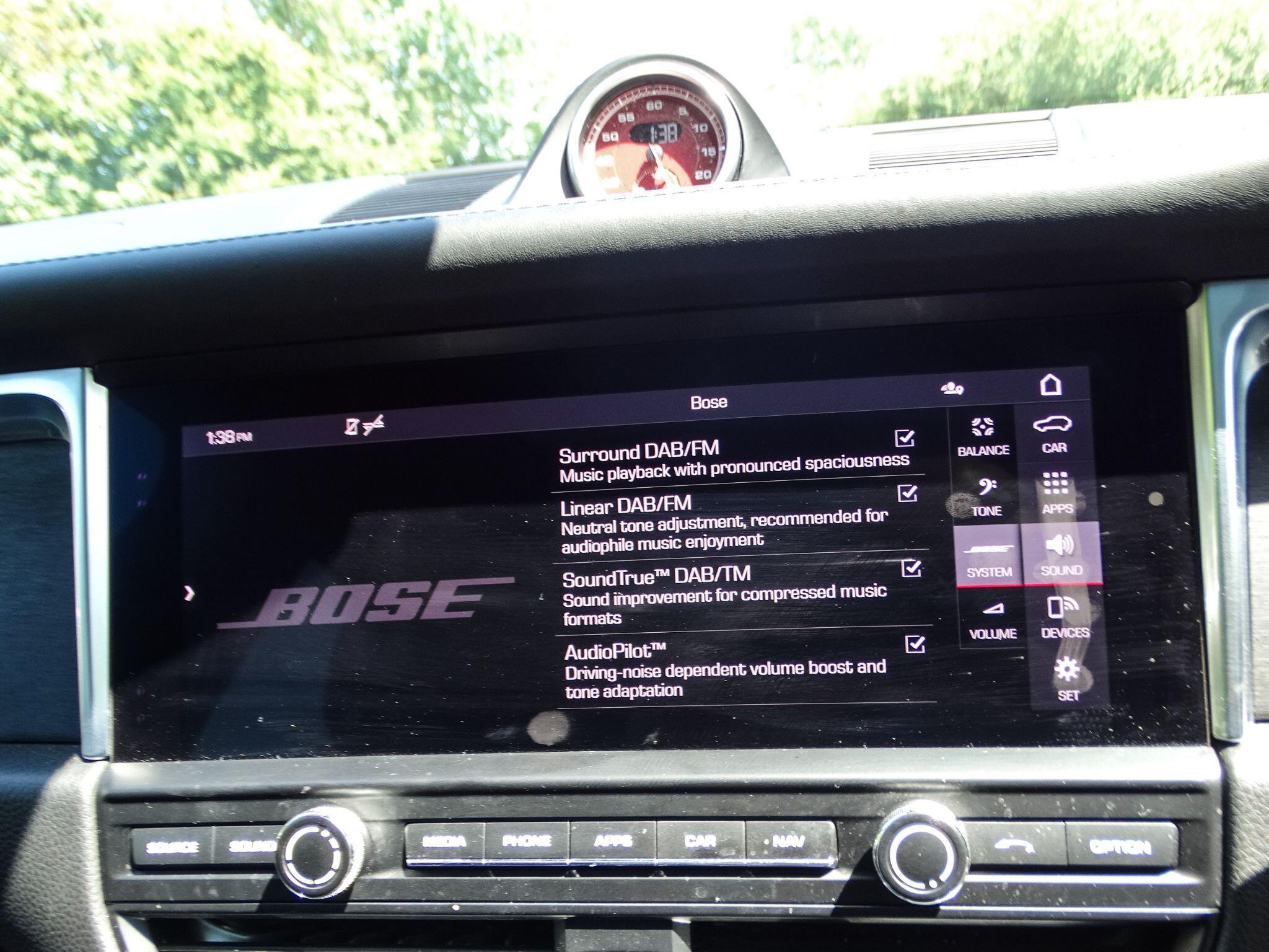 Porsche Macan 2.9T V6 GTS PDK 4WD Euro 6 (s/s) 5dr — photo 26