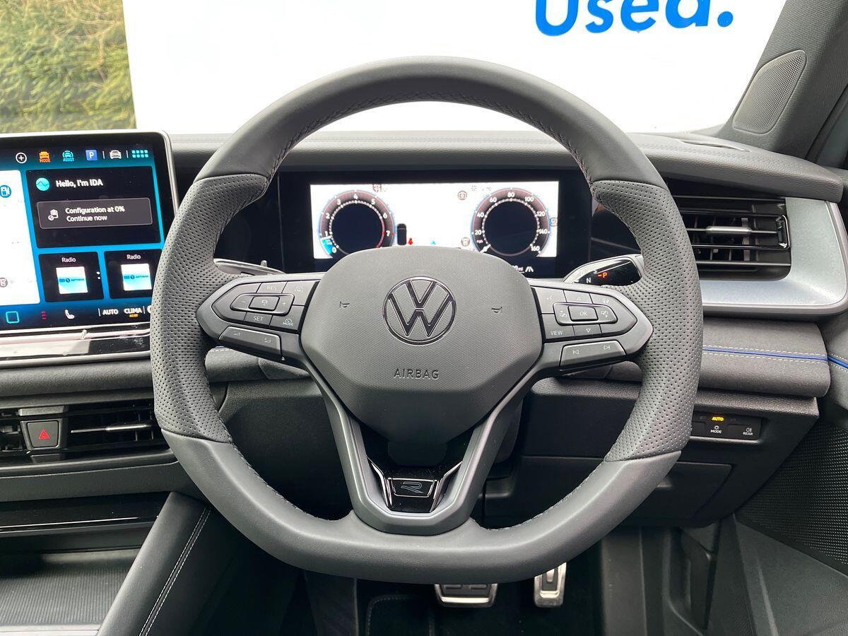 Volkswagen Tayron Photo at-e2ffb70137664bd888916ed06078ff5f.jpg