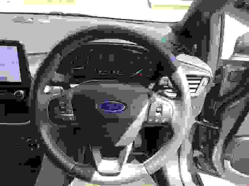 Ford Fiesta Photo at-e309de38b70d437090d3c5bc37b86645.jpg