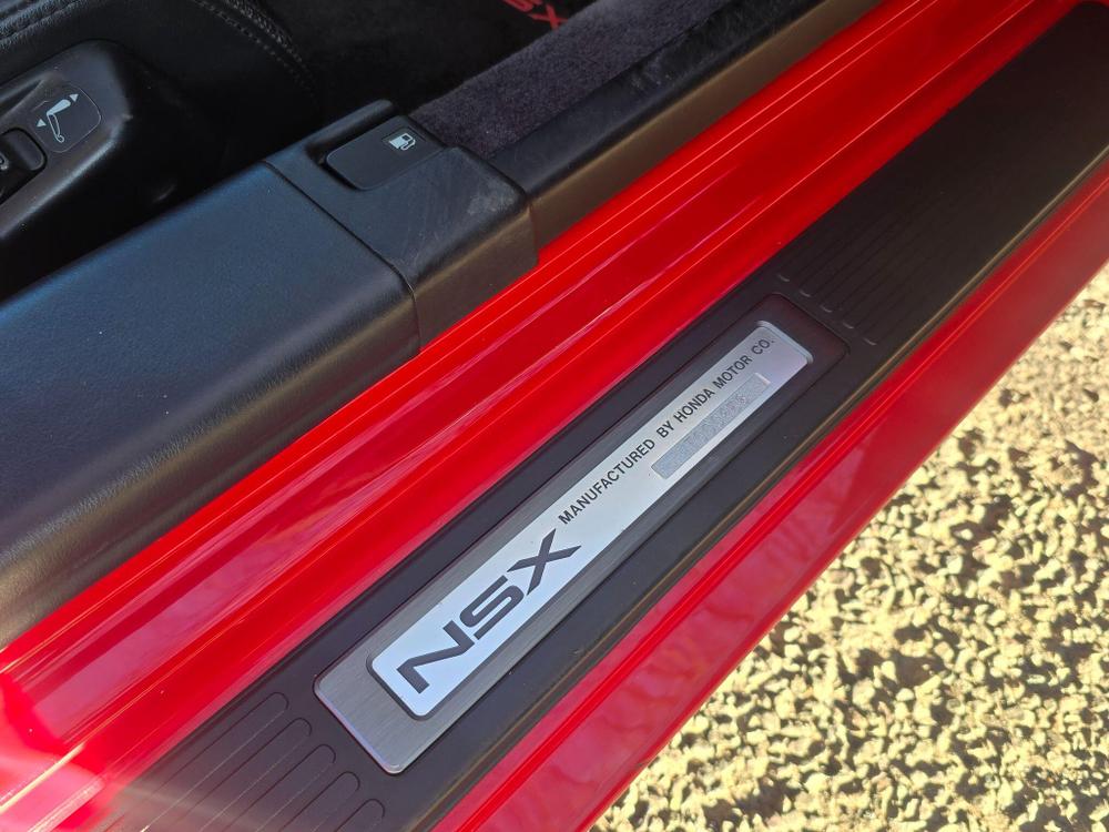 Honda NSX Photo at-e310bc8933e246f1991d5f1e476bd8ae.jpg