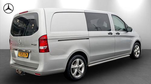Mercedes-Benz Vito Photo at-e315368b9b7e4c5488cac4c31655a5e7.jpg