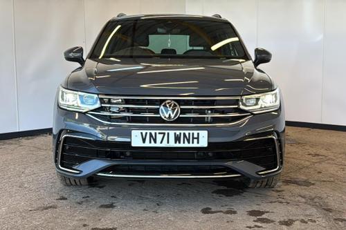 Volkswagen TIGUAN Photo at-e3385c3f02304bd086b81ff4e33f111d.jpg