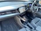 Audi Q4 Photo 1