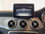 Mercedes-Benz GLA-CLASS Photo 27