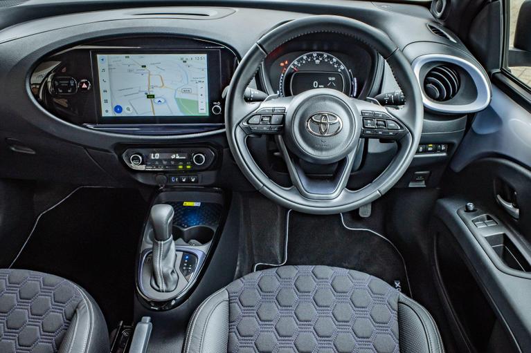 Used Toyota Aygo X YA25VZO 27