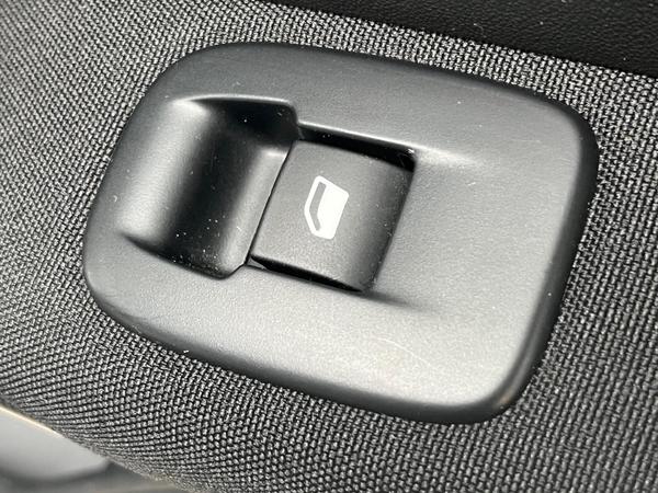 Used Peugeot 2008 SA19DCU 24
