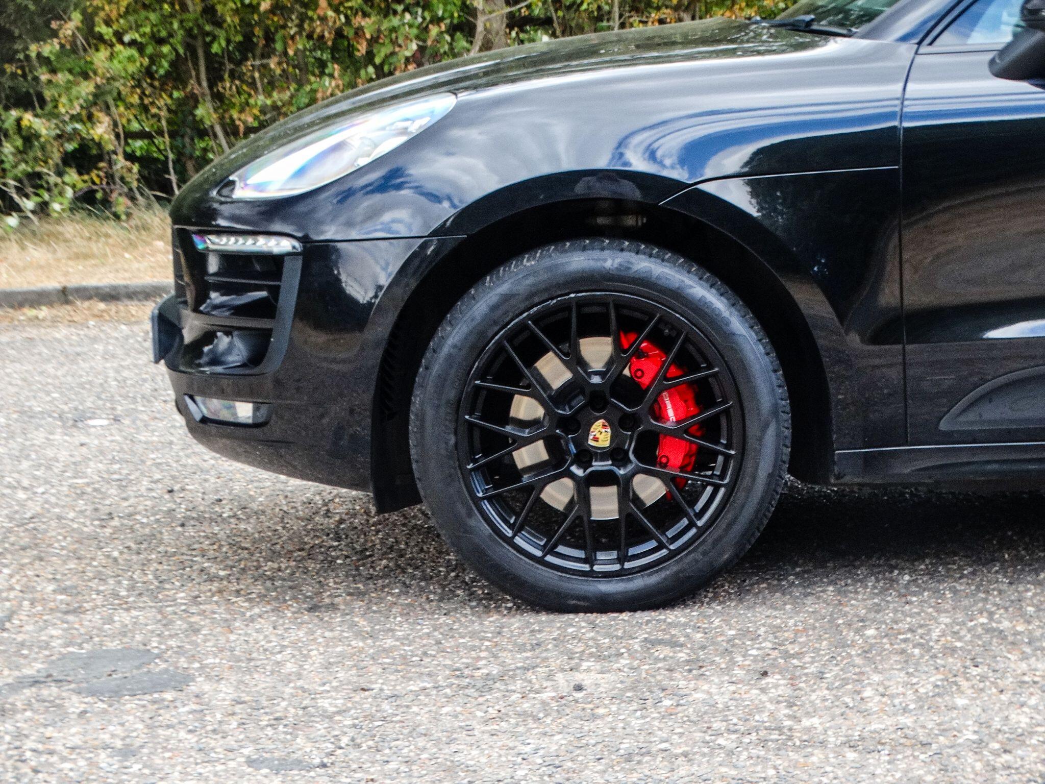 Porsche Macan 3.0T V6 GTS PDK 4WD Euro 6 (s/s) 5dr — photo 5
