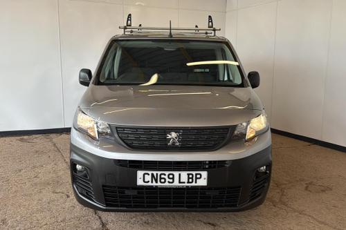 Peugeot PARTNER Photo at-e3b958eca5be4dfd858535a743dc1e94.jpg