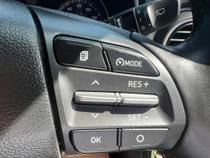 Hyundai KONA Photo 17