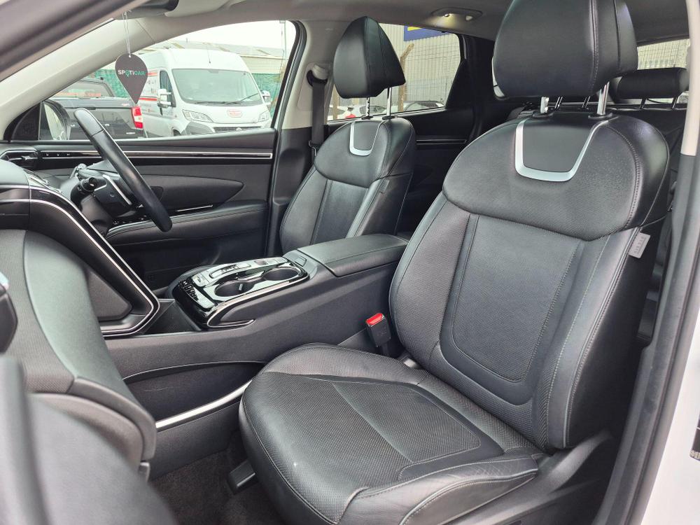 Hyundai TUCSON Photo at-e3cc598681704bb7b8e1d24494d2112f.jpg