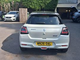 Suzuki Swift Photo 4