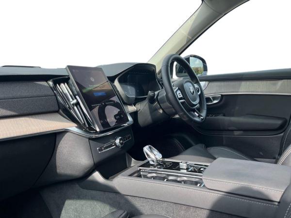 Volvo XC90 Photo at-e41d161095cd45cea8b81737b018ce91.jpg
