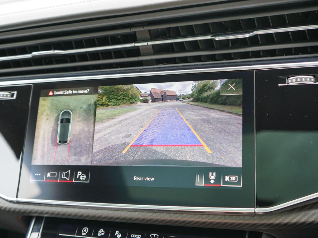Used Audi RSQ8 DA22ULB 27