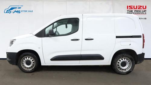 Vauxhall COMBO Photo at-e47cfc9c89114dd0bf2ce14e57d8b57c.jpg