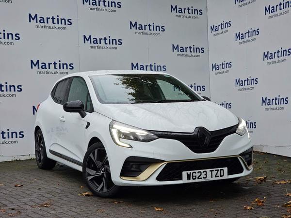 Used 2023 Renault Clio 1.6 E-TECH E-Tech engineered Auto Euro 6 (s/s) 5dr at Martins Group