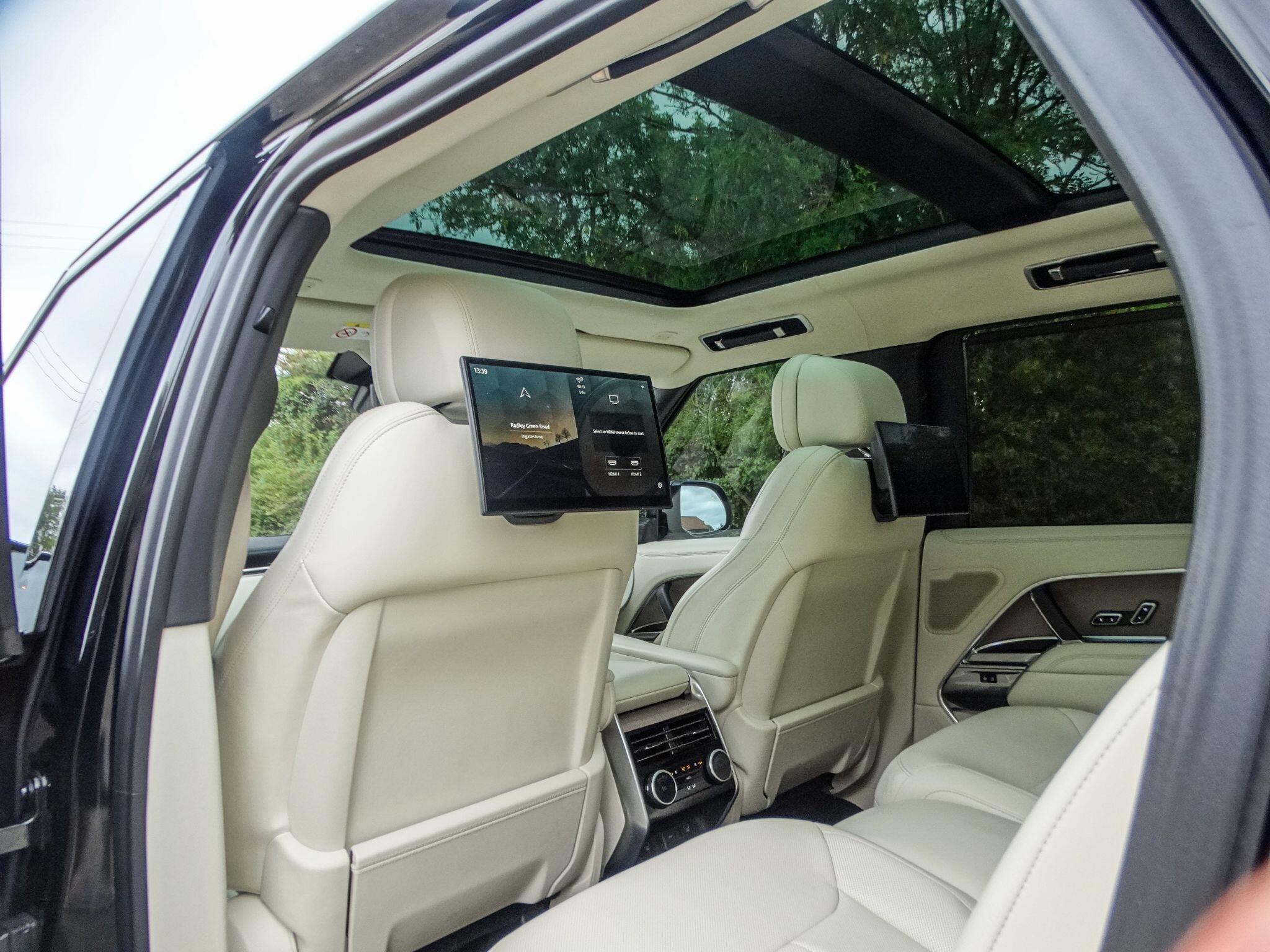 Land Rover Range Rover 3.0 D350 MHEV First Edition Auto 4WD Euro 6 (s/s) 5dr — photo 18