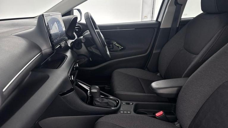 Used Toyota Yaris GV74TLU 20
