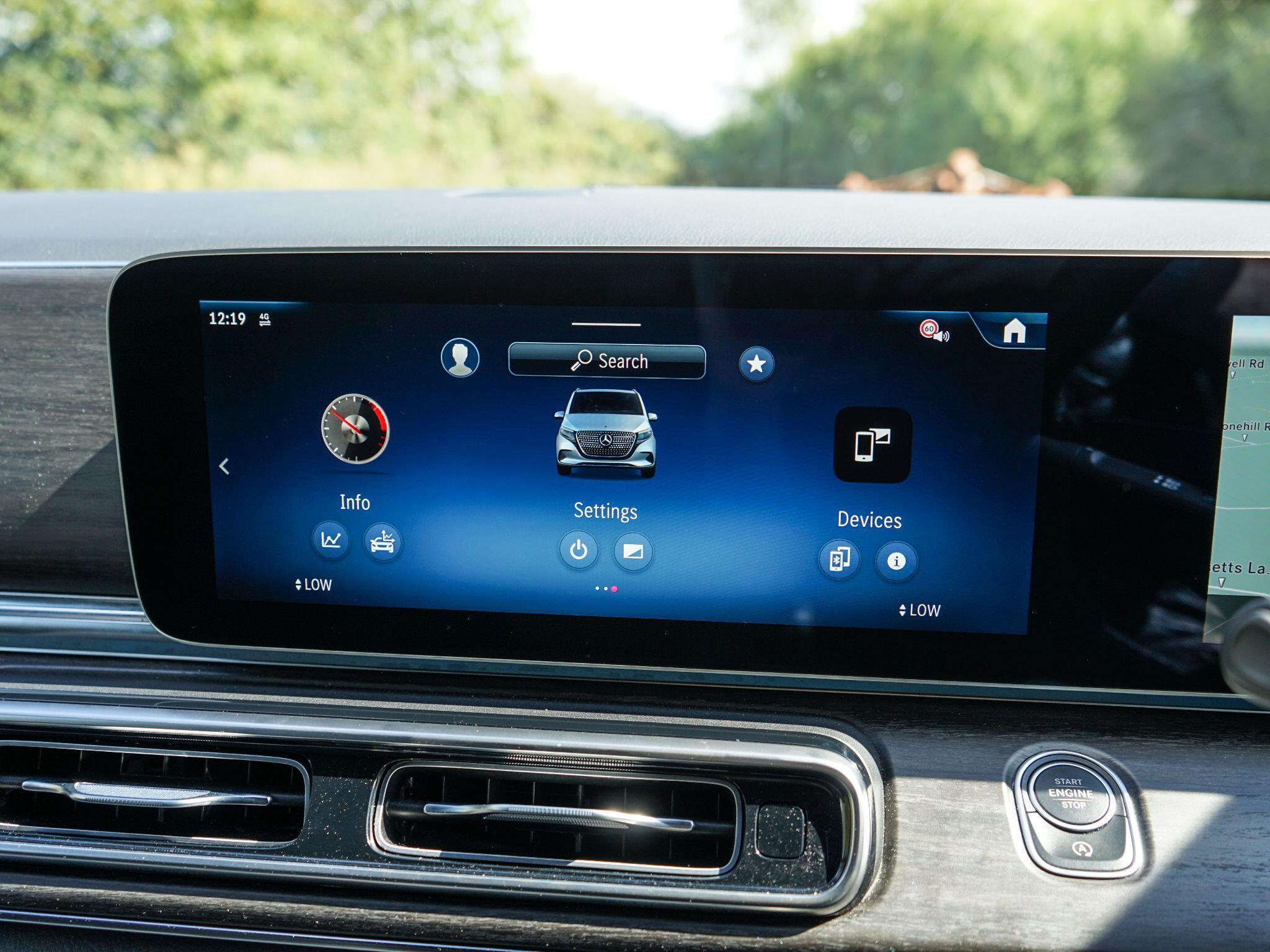 Mercedes-Benz V Class 2.0 V300d Premium G-Tronic+ Euro 6 (s/s) 5dr (8 Seat Extra Long) — photo 28