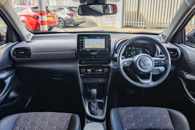 Used Toyota Yaris Cross WU24XTH 12