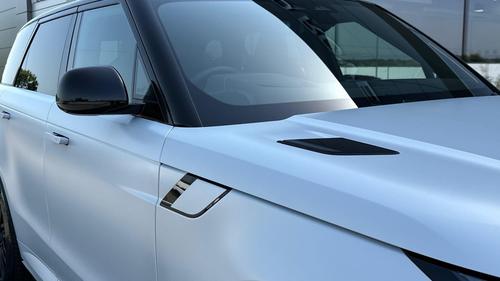 Land Rover Range Rover Sport Photo at-e4e5be3ac6524b5aafdd7e53570c8fb8.jpg