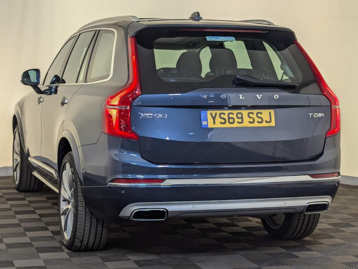 Used 2019 Volvo XC90 Blue £29,500 | 83,370 Miles | V12