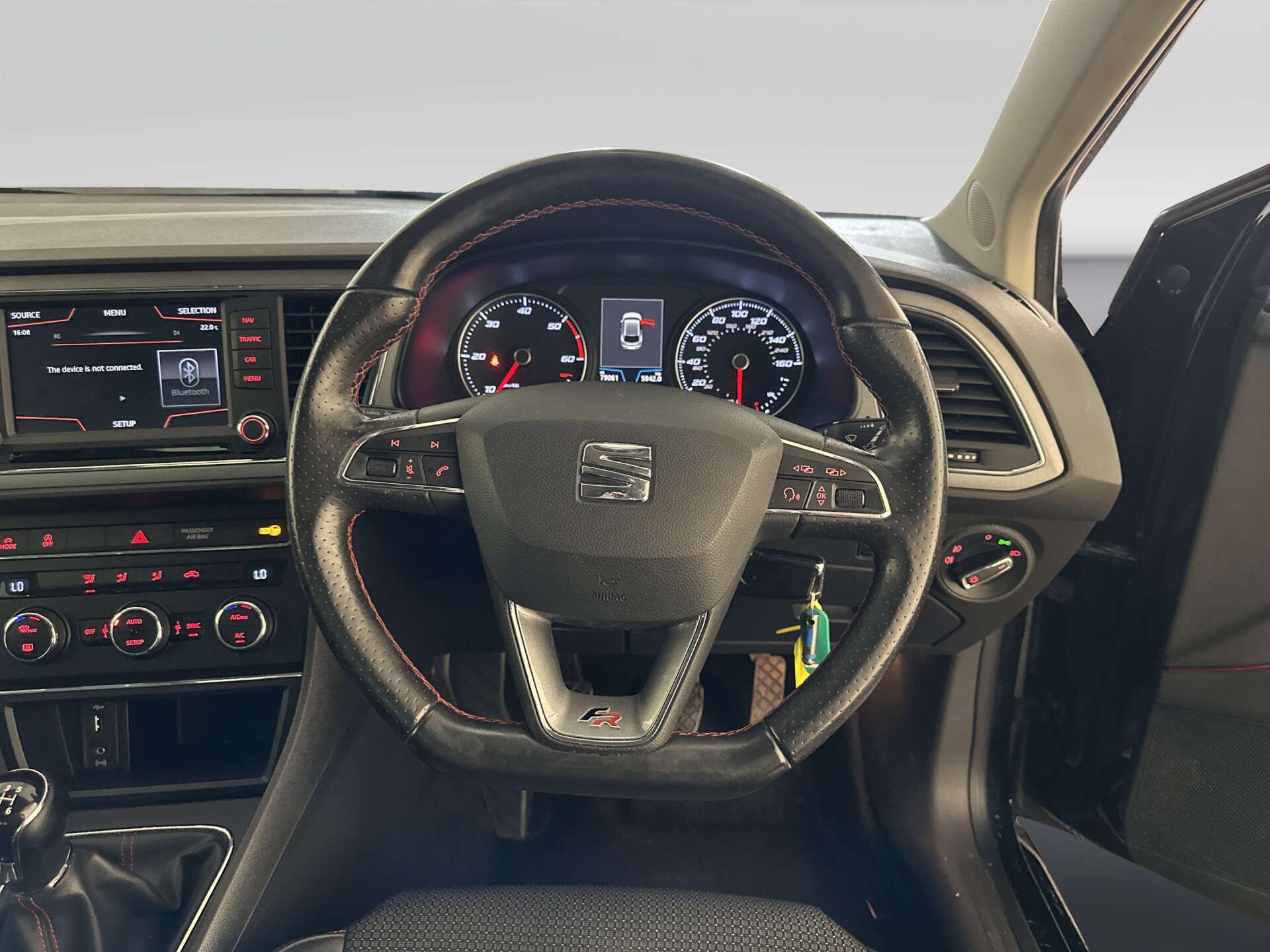 2016 SEAT Leon thumbnail 17